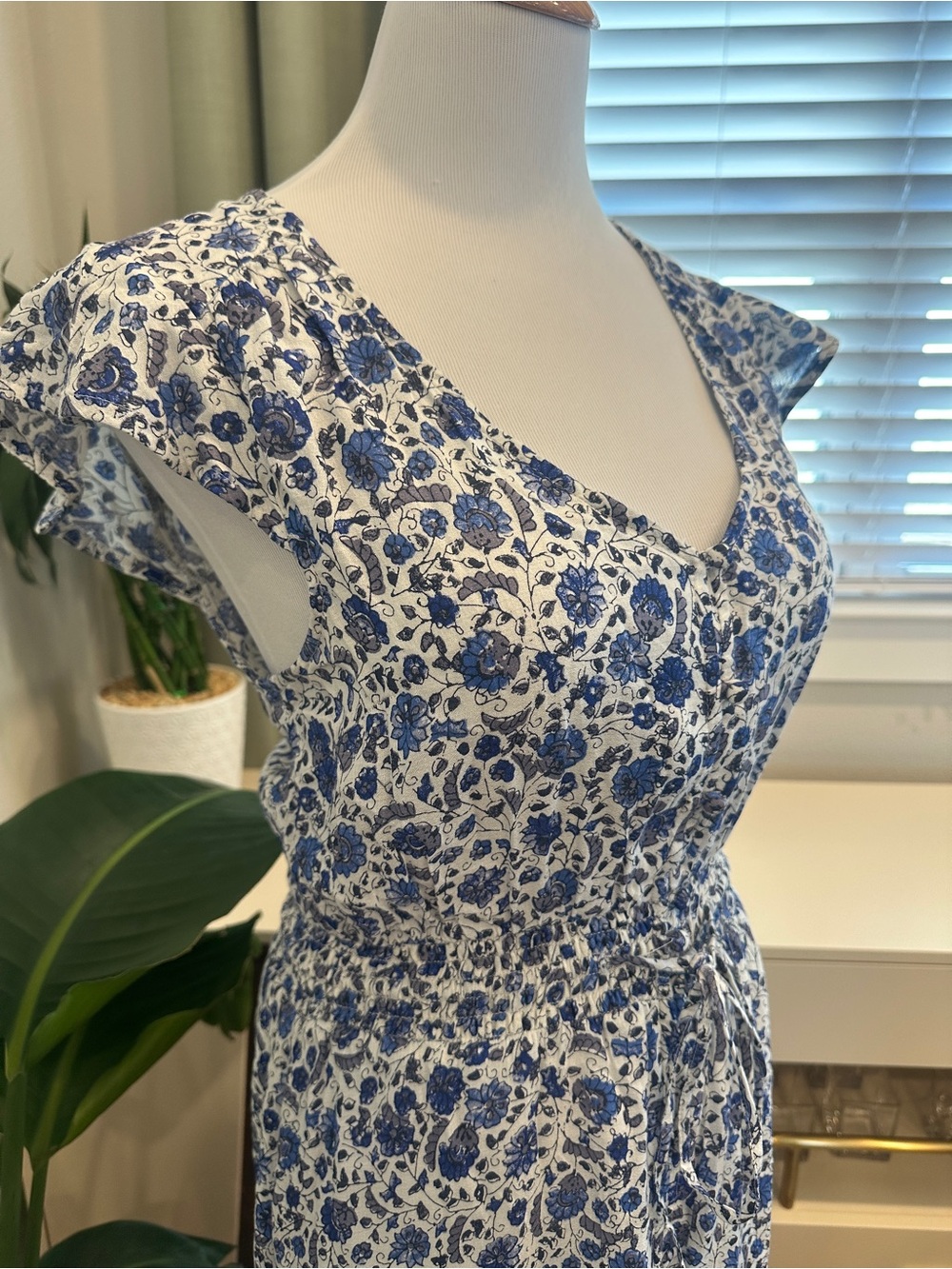 Lucky Brand Blue and White Floral Midi Dress - Picture 2 of 11